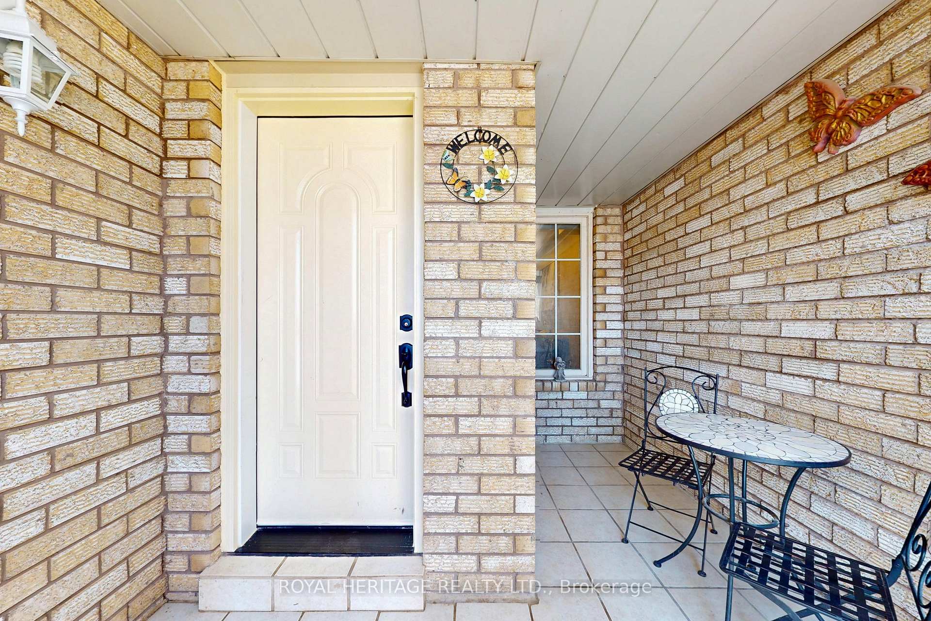 Photo 9 of 64 Booth Crescent, Ajax, Central — HOMEH