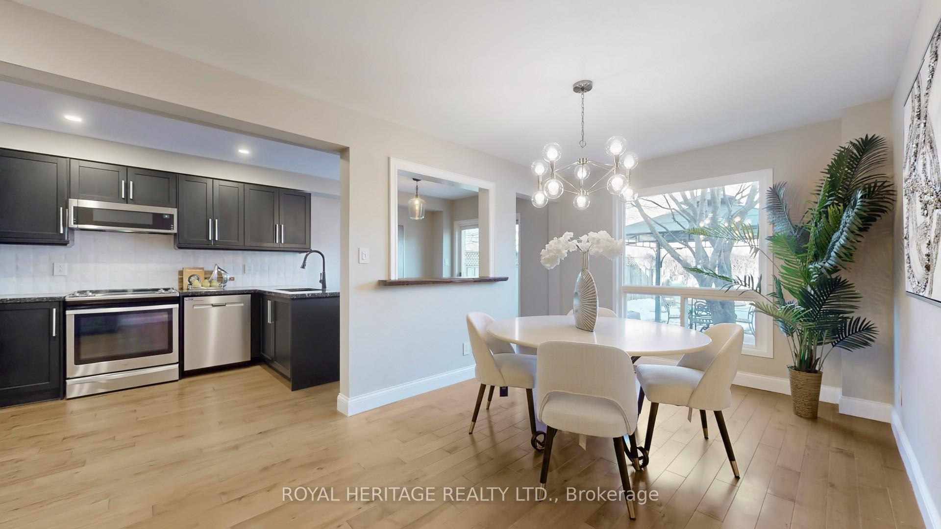 Photo 17 of 64 Booth Crescent, Ajax, Central — HOMEH
