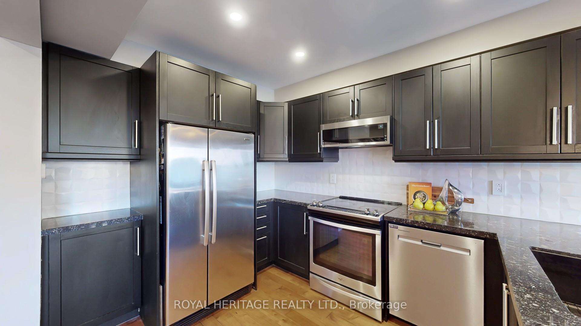 Photo 5 of 64 Booth Crescent, Ajax, Central — HOMEH