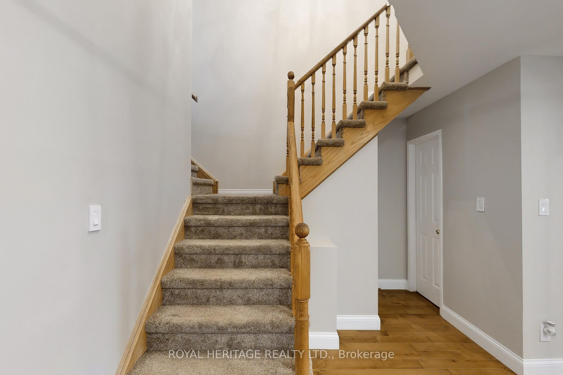 Photo 14 of 64 Booth Crescent, Ajax, Central — HOMEH