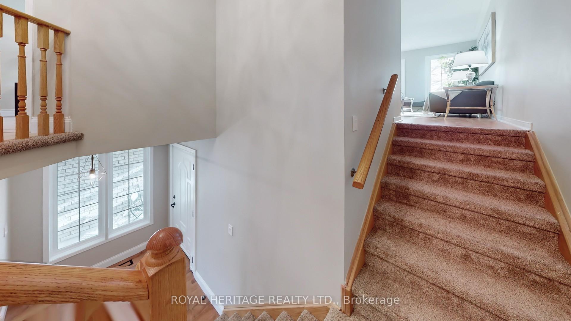 Photo 16 of 64 Booth Crescent, Ajax, Central — HOMEH