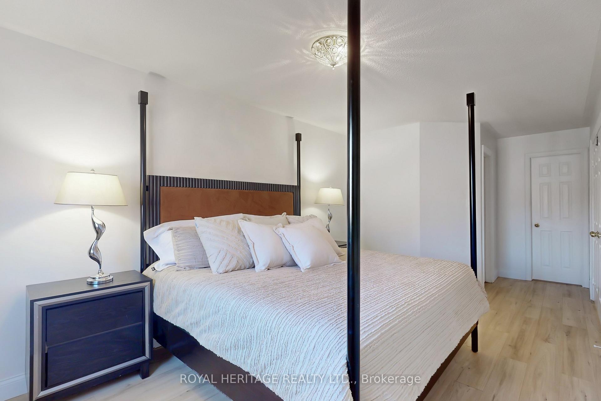 Photo 20 of 64 Booth Crescent, Ajax, Central — HOMEH