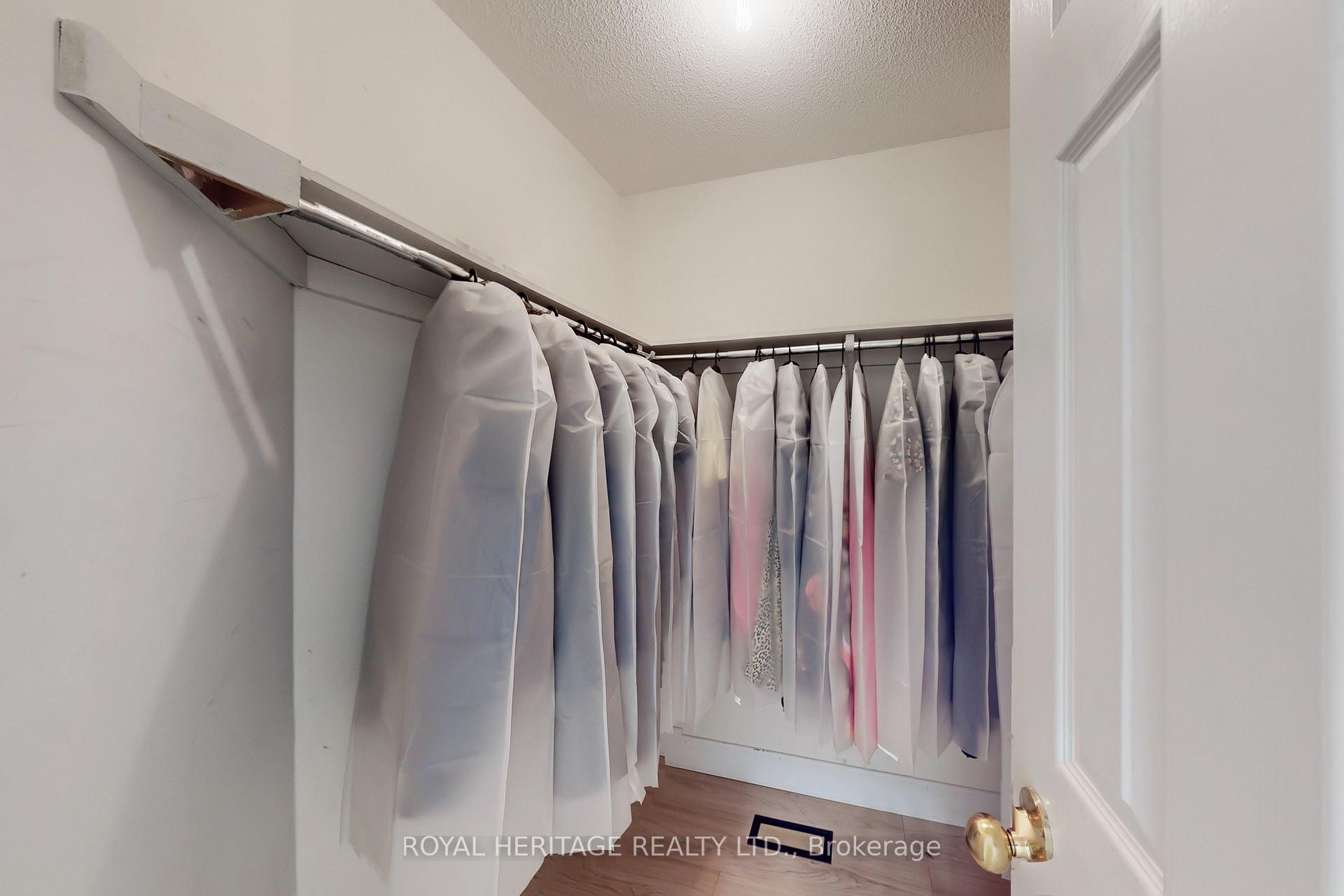 Photo 32 of 64 Booth Crescent, Ajax, Central — HOMEH