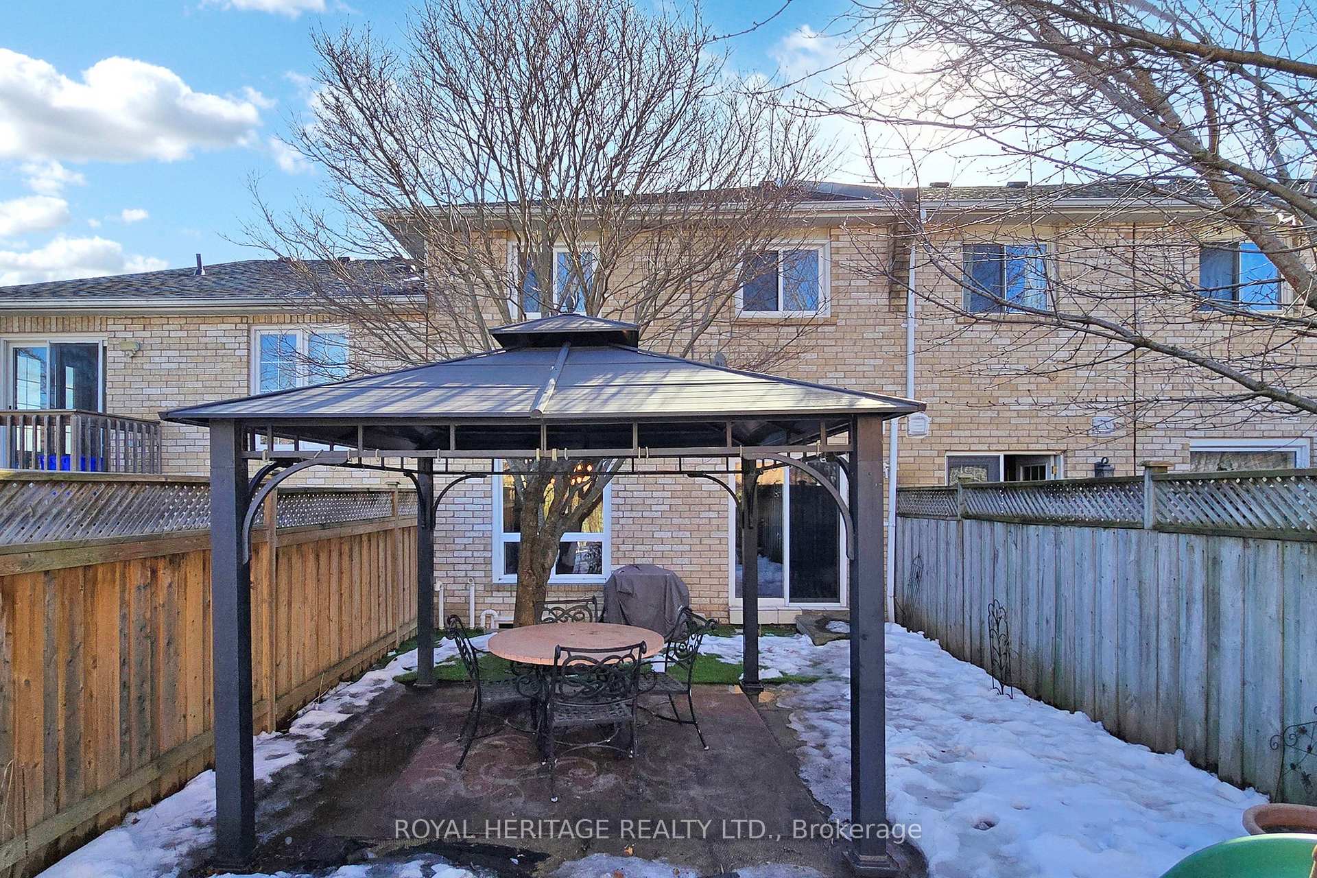 Photo 39 of 64 Booth Crescent, Ajax, Central — HOMEH