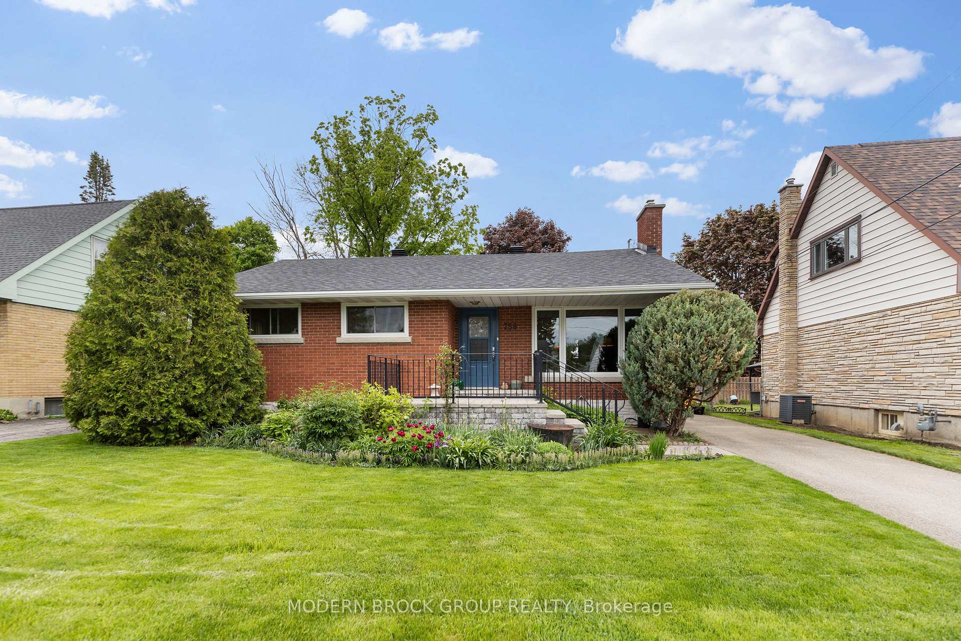 Photo 14 of 758 Royal Crescent, Prescott — HOMEH