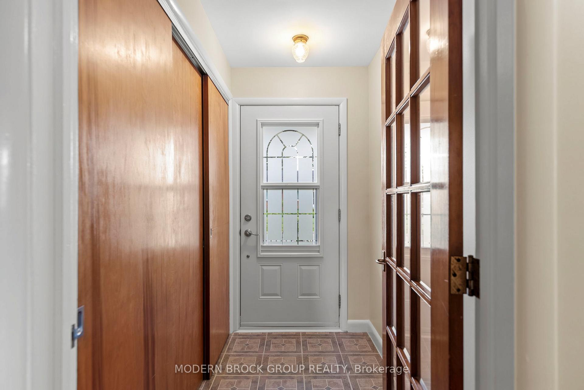 Photo 9 of 758 Royal Crescent, Prescott — HOMEH