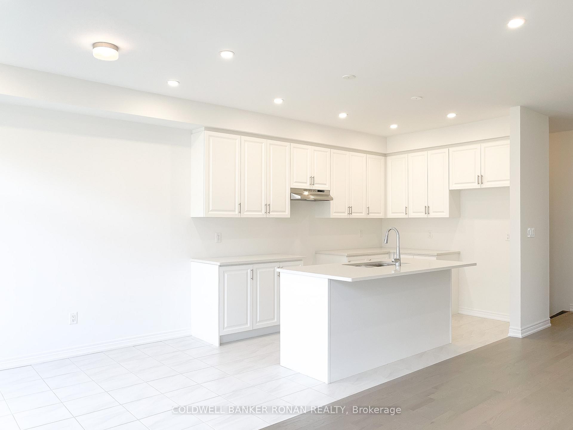 Photo 11 of 17 Milady Crescent, Barrie, Rural Barrie Southeast — HOMEH