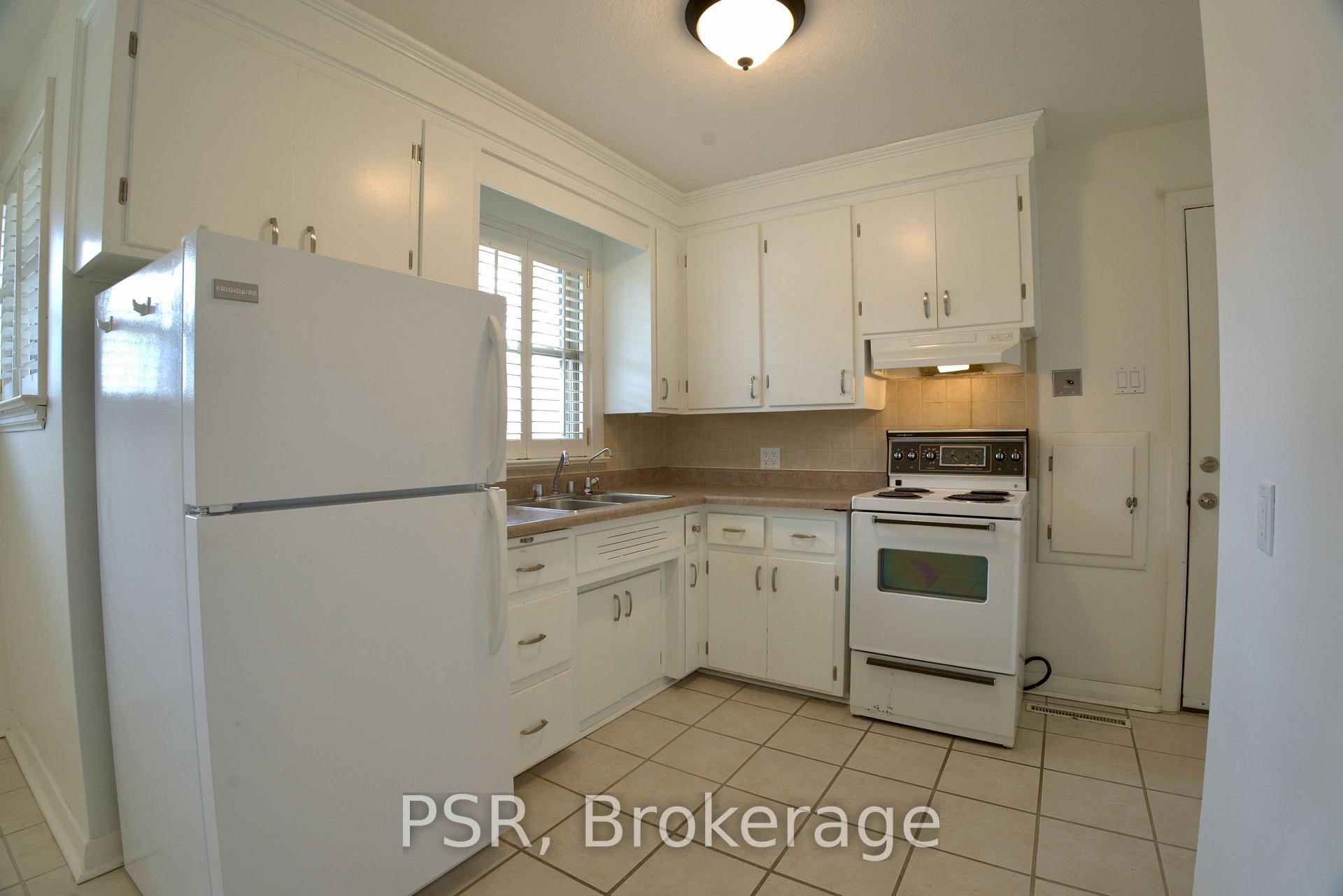 Photo 8 of 176 Rodney Street S, Waterloo — HOMEH