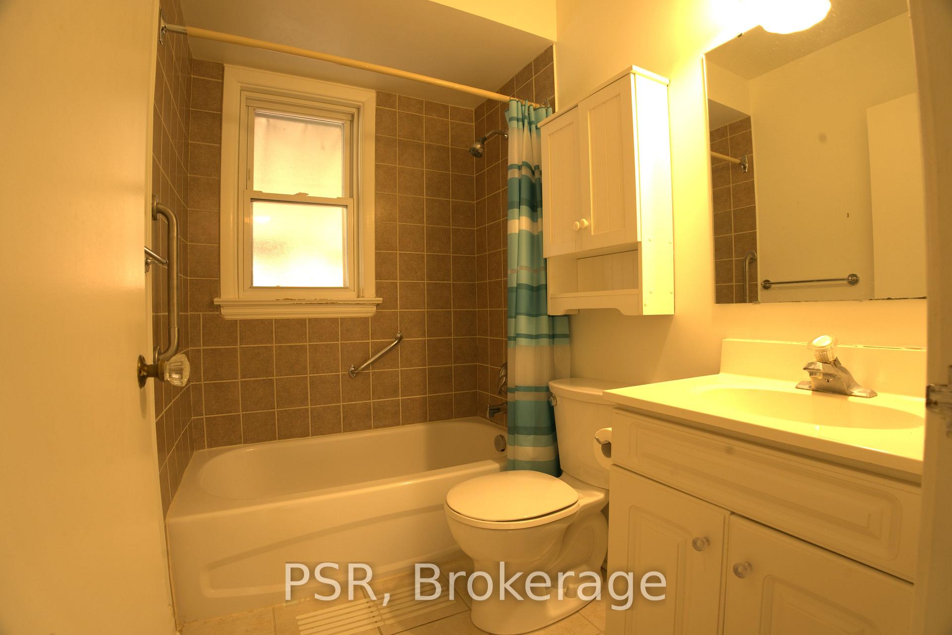 Photo 16 of 176 Rodney Street S, Waterloo — HOMEH
