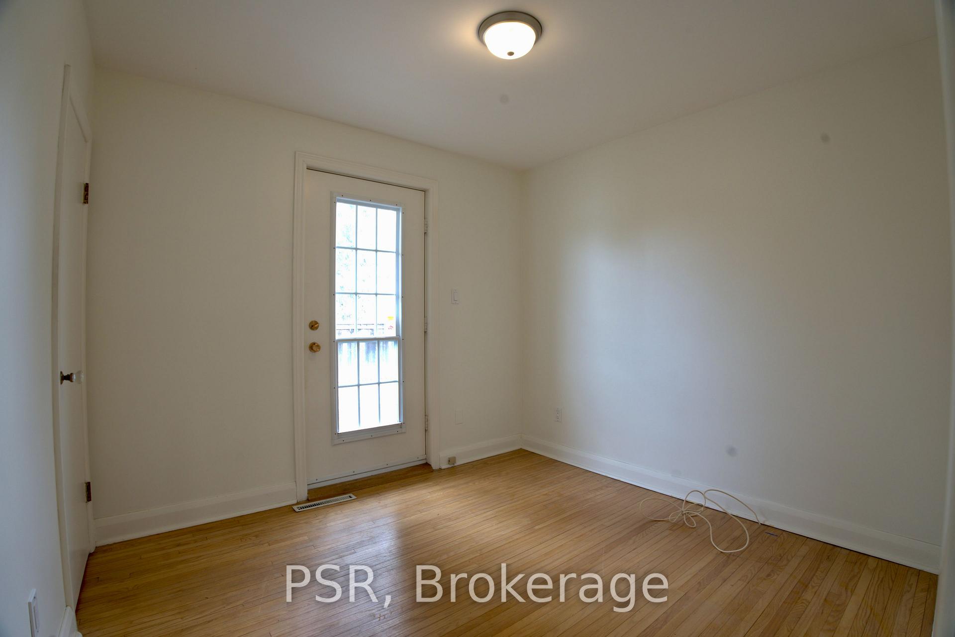Photo 18 of 176 Rodney Street S, Waterloo — HOMEH