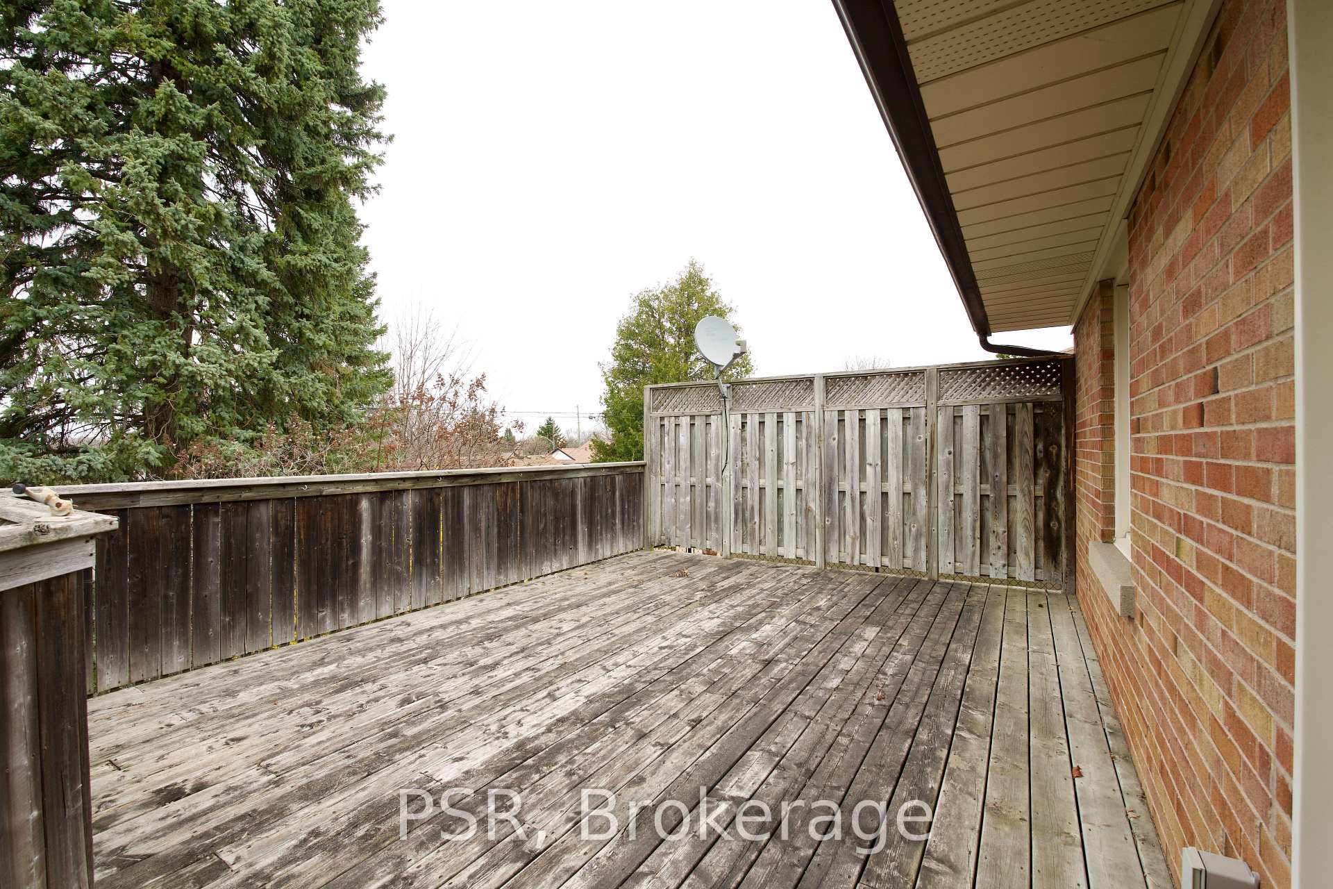 Photo 20 of 176 Rodney Street S, Waterloo — HOMEH