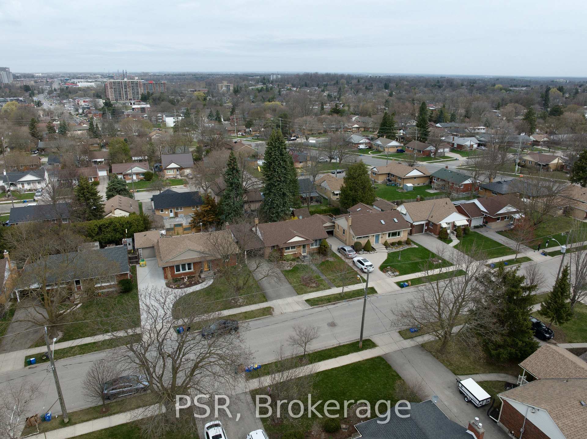 Photo 23 of 176 Rodney Street S, Waterloo — HOMEH