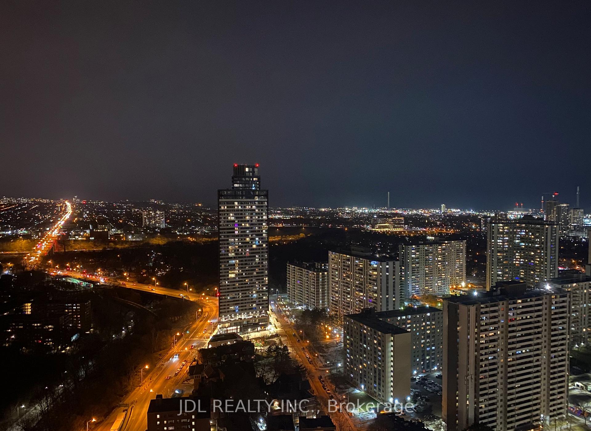 Photo 12 of Unit 4701, 395 Bloor Street E, Toronto, North St. James Town — HOMEH
