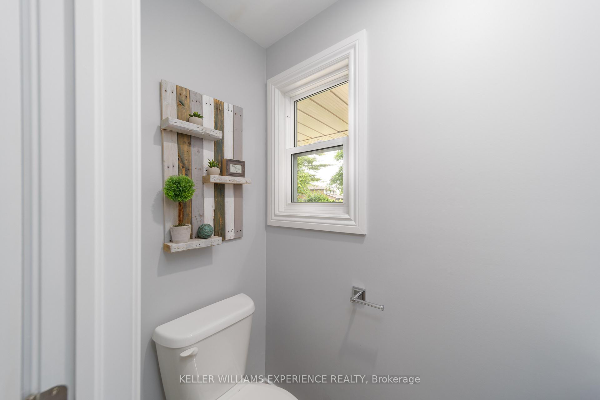 Photo 2 of 2 Hailey Hollow, Barrie, Letitia Heights — HOMEH