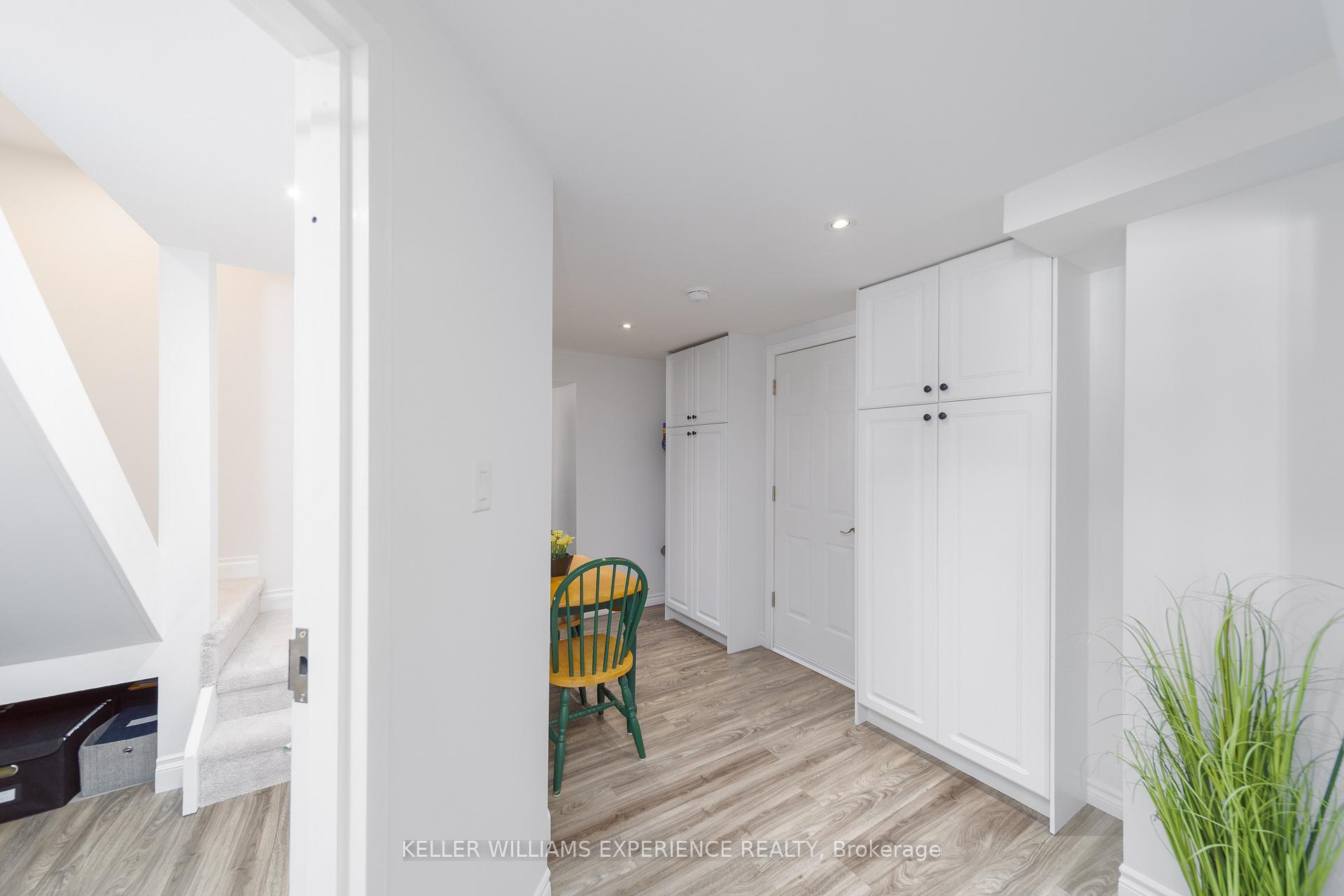 Photo 3 of 2 Hailey Hollow, Barrie, Letitia Heights — HOMEH