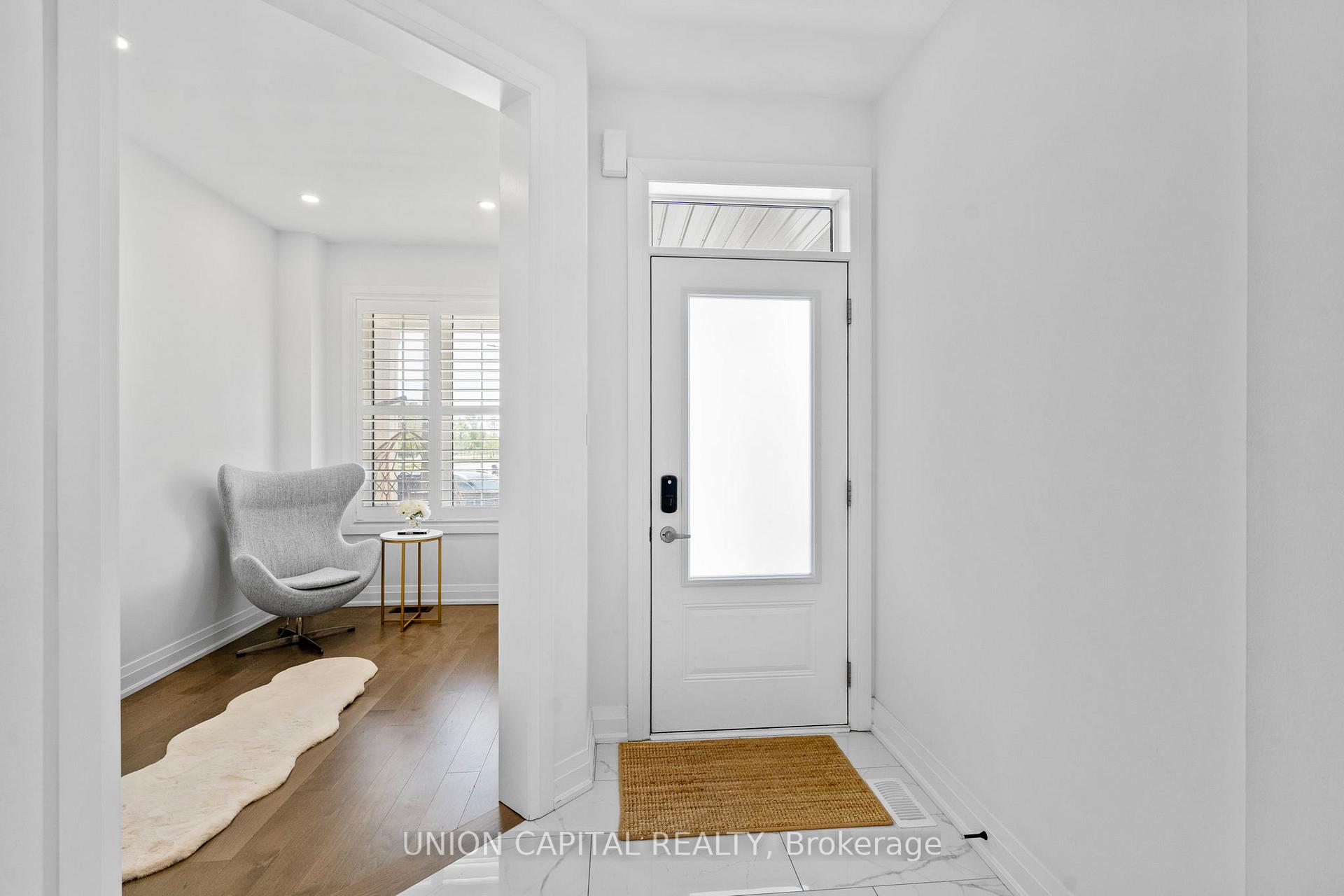 Photo 2 of 17 Broden Crescent, Whitby, Rural Whitby — HOMEH