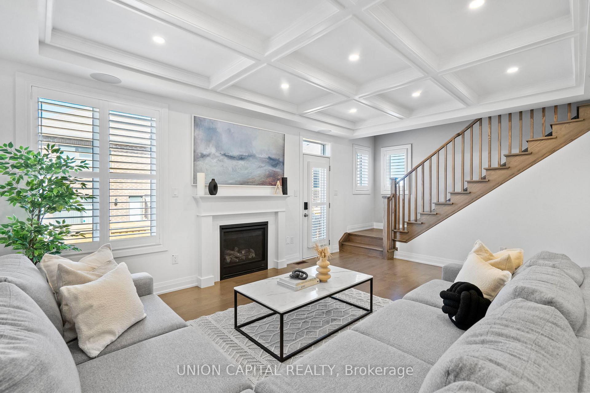 Photo 7 of 17 Broden Crescent, Whitby, Rural Whitby — HOMEH