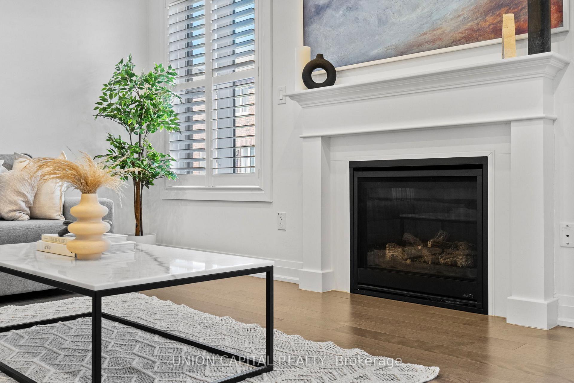 Photo 10 of 17 Broden Crescent, Whitby, Rural Whitby — HOMEH