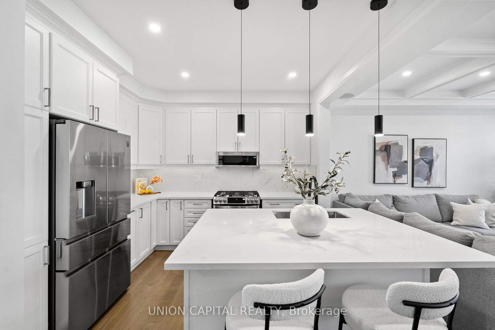 Photo 15 of 17 Broden Crescent, Whitby, Rural Whitby — HOMEH