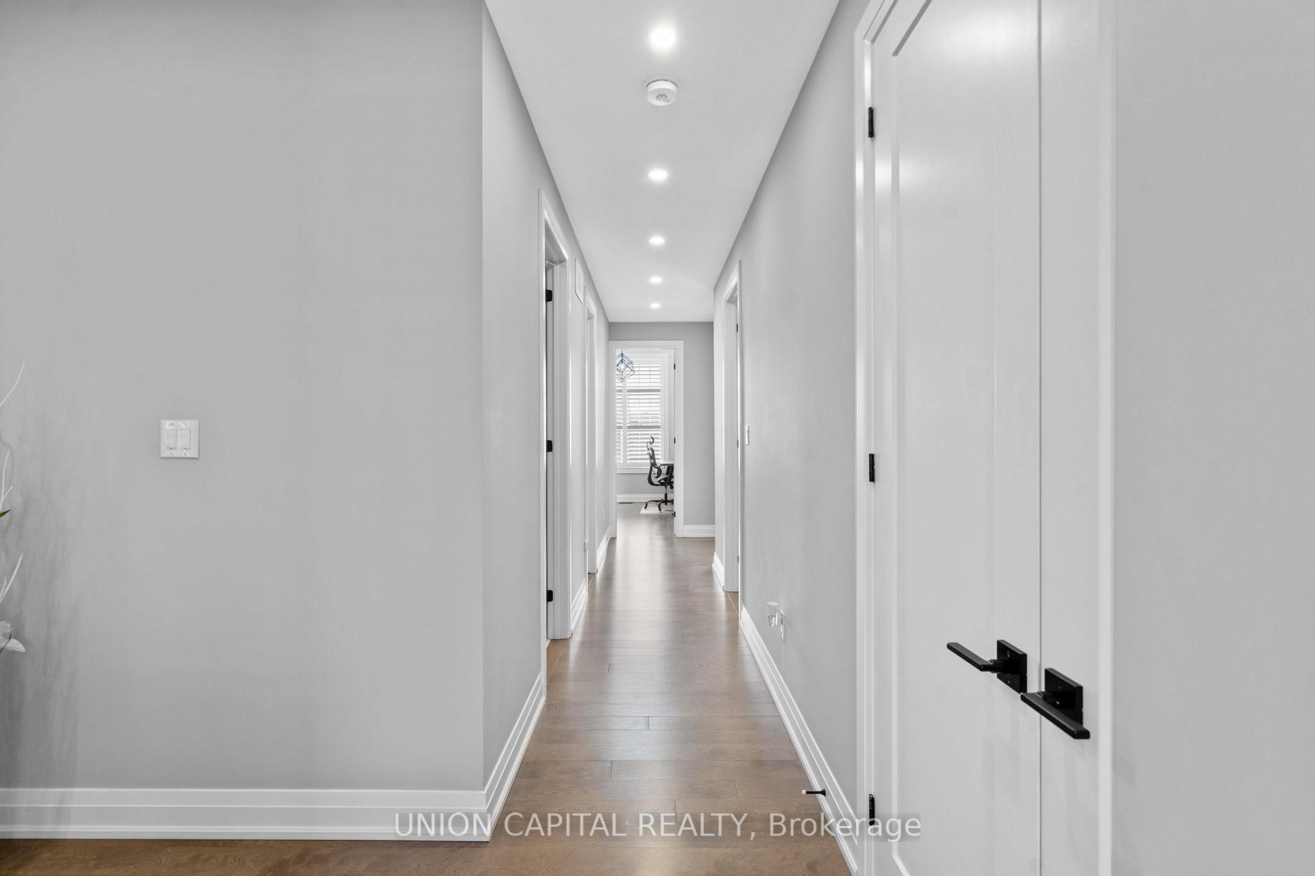 Photo 19 of 17 Broden Crescent, Whitby, Rural Whitby — HOMEH