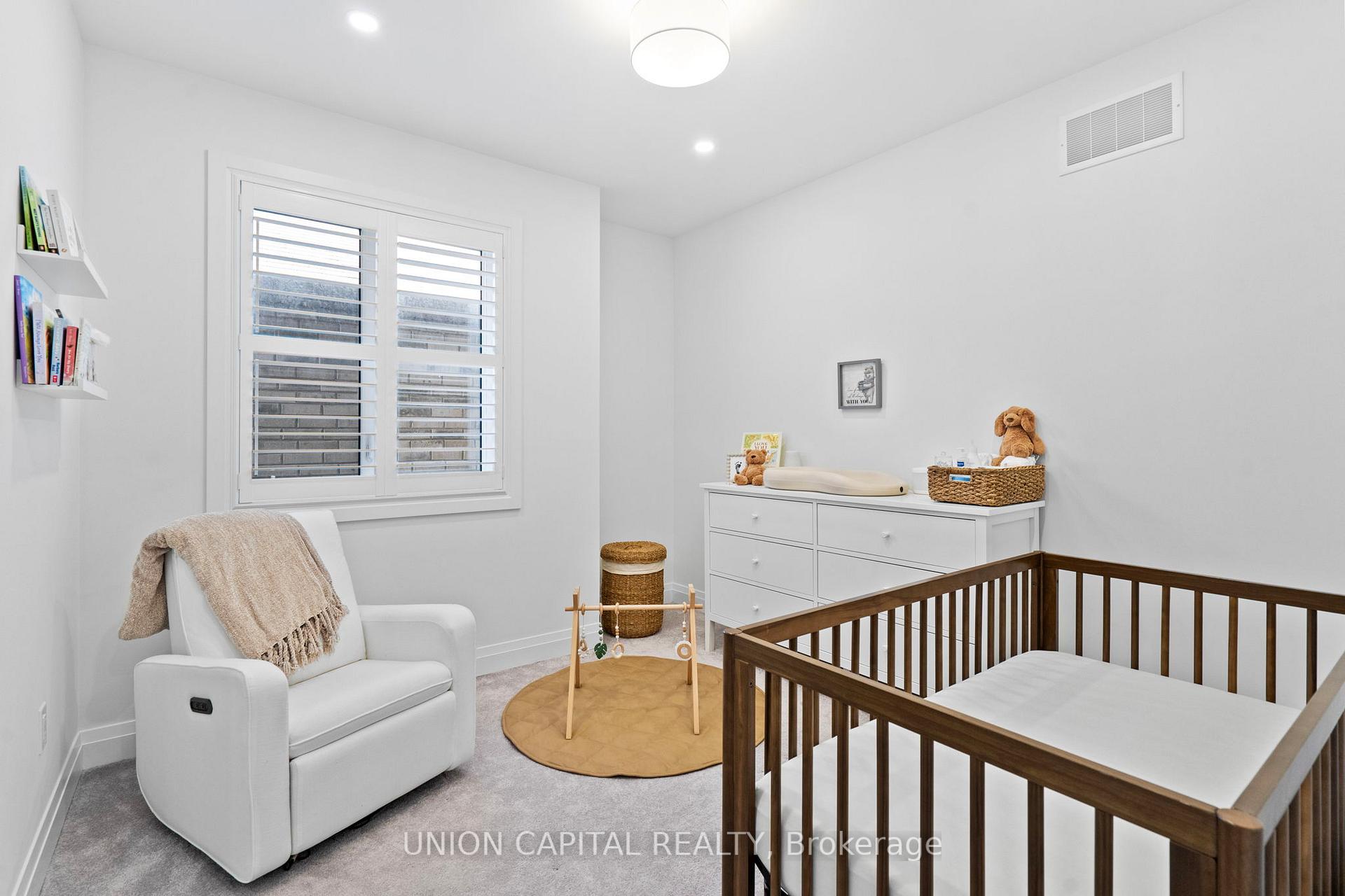 Photo 27 of 17 Broden Crescent, Whitby, Rural Whitby — HOMEH