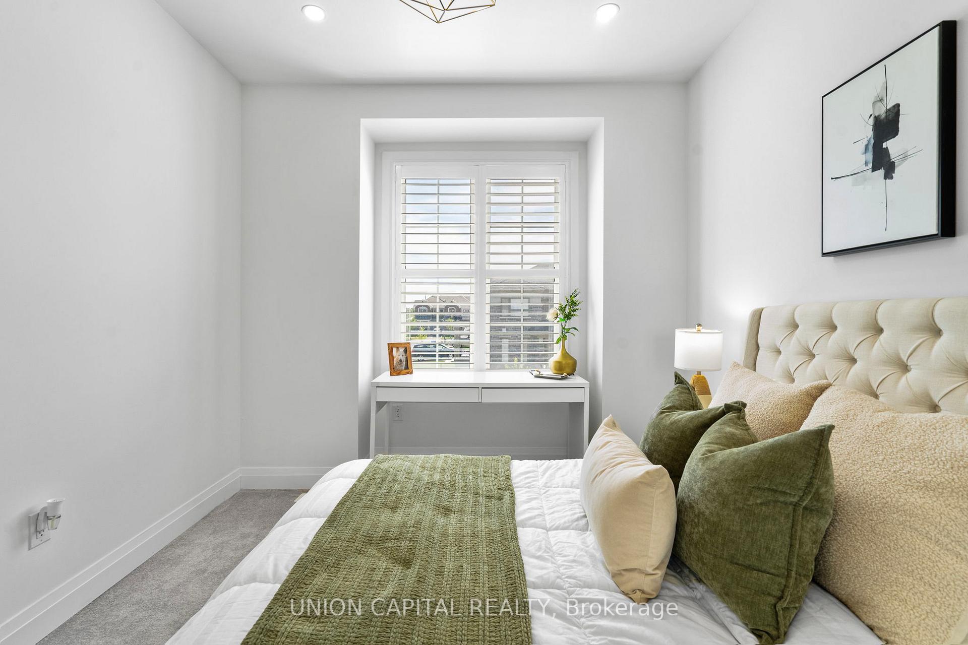 Photo 38 of 17 Broden Crescent, Whitby, Rural Whitby — HOMEH