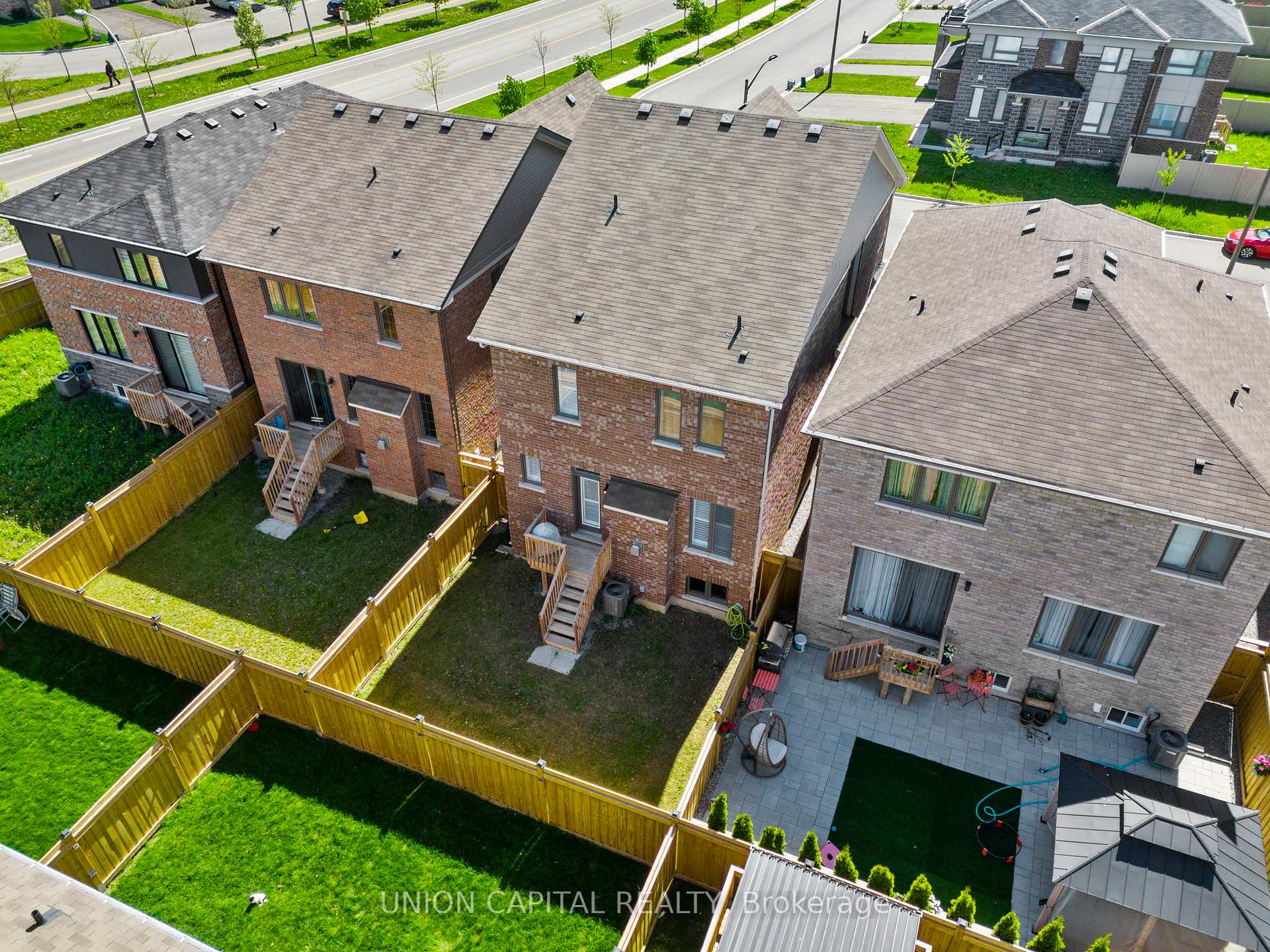 Photo 45 of 17 Broden Crescent, Whitby, Rural Whitby — HOMEH