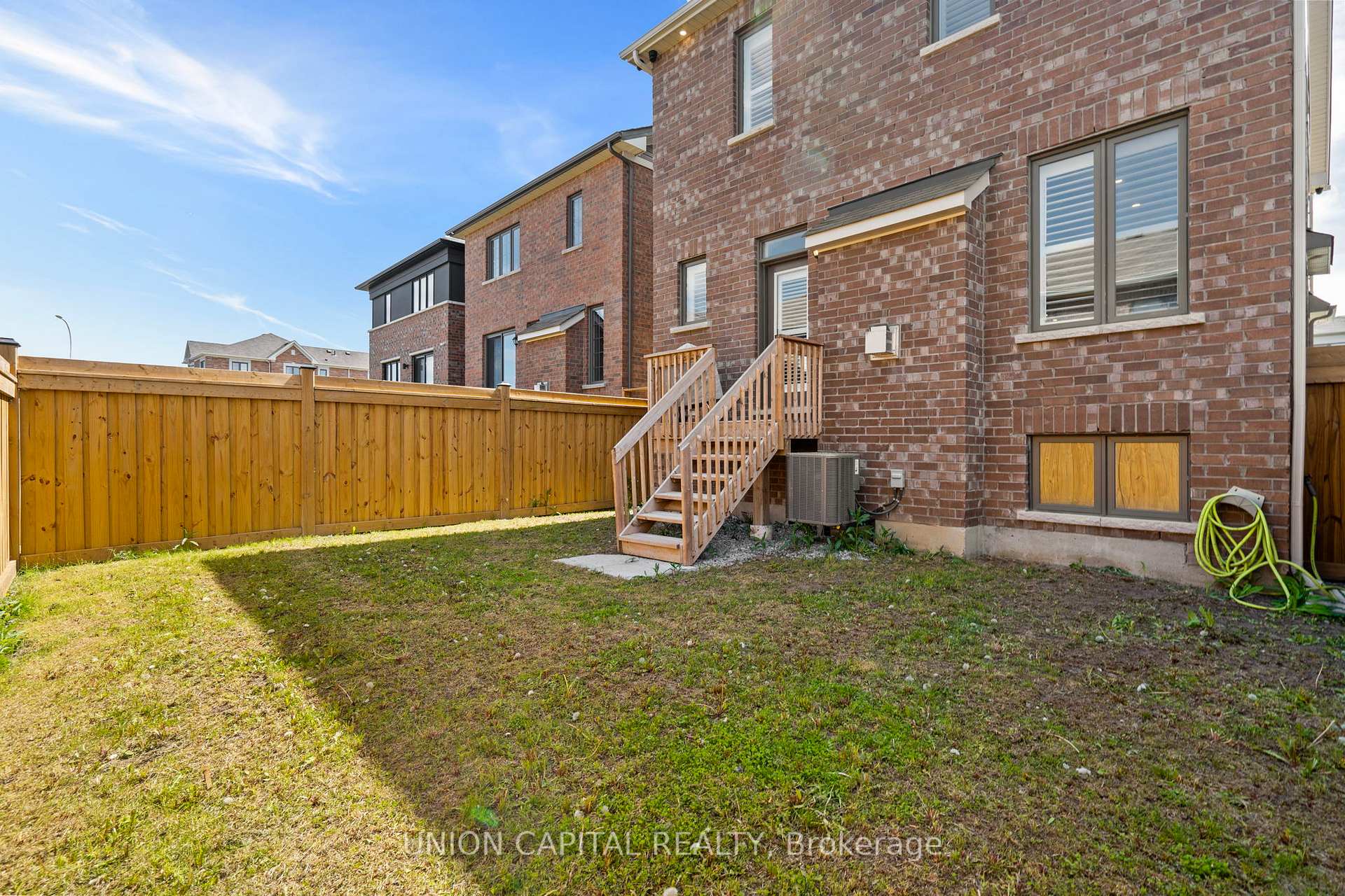Photo 44 of 17 Broden Crescent, Whitby, Rural Whitby — HOMEH