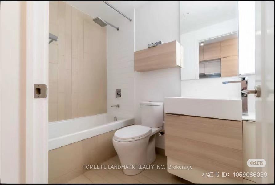 Photo 5 of Unit 1002, 88 Scott Street, Toronto, Church-Yonge Corridor — HOMEH