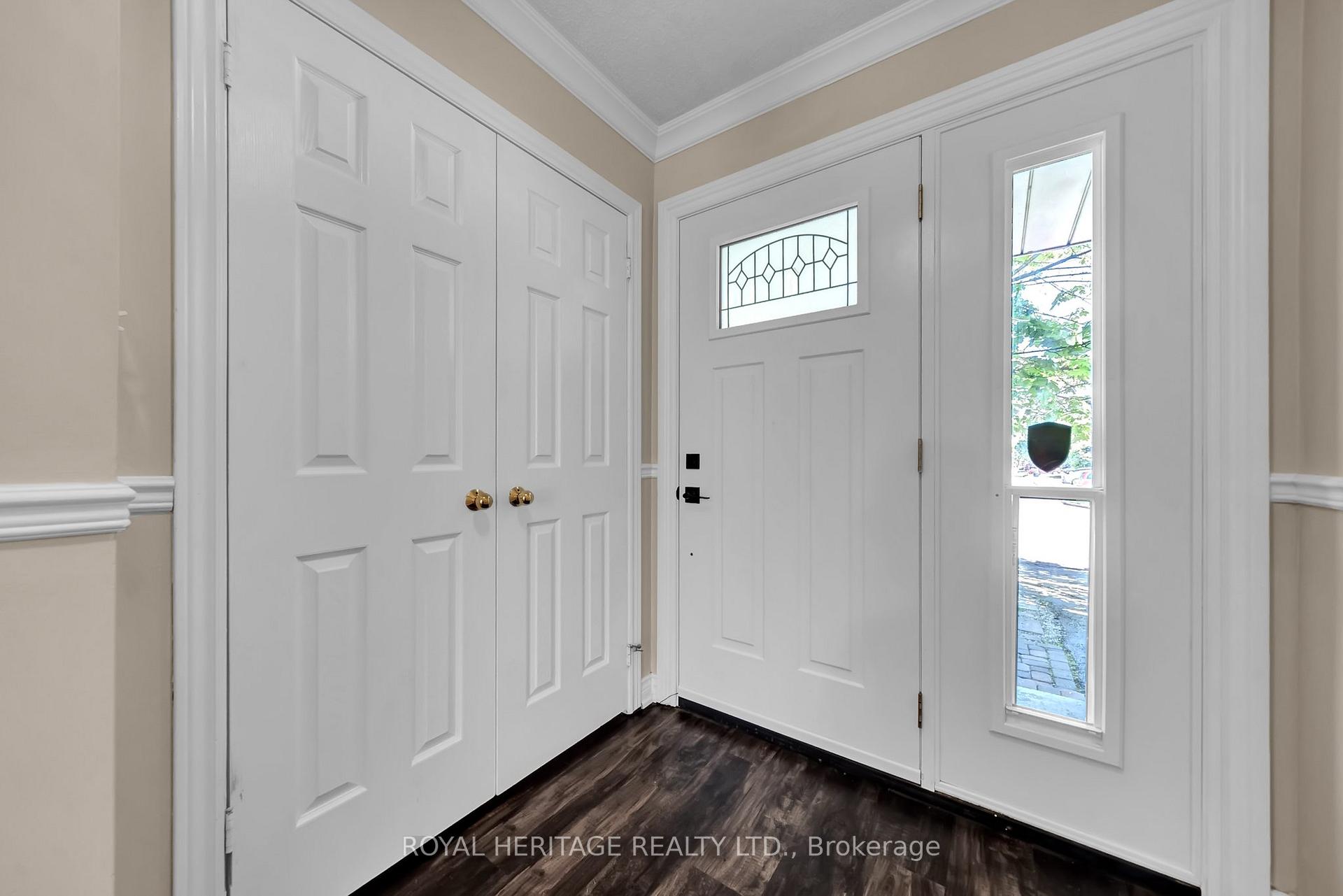 Photo 2 of 130 Brownstone Crescent, Clarington, Courtice — HOMEH