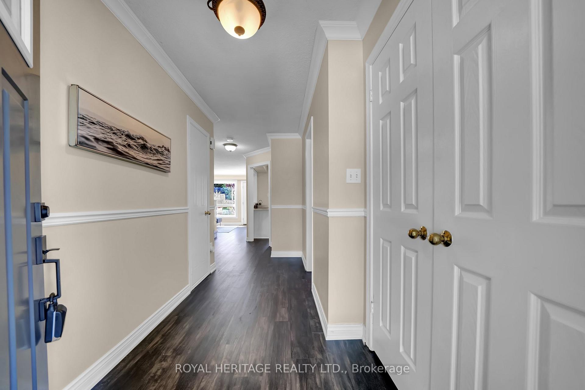 Photo 6 of 130 Brownstone Crescent, Clarington, Courtice — HOMEH