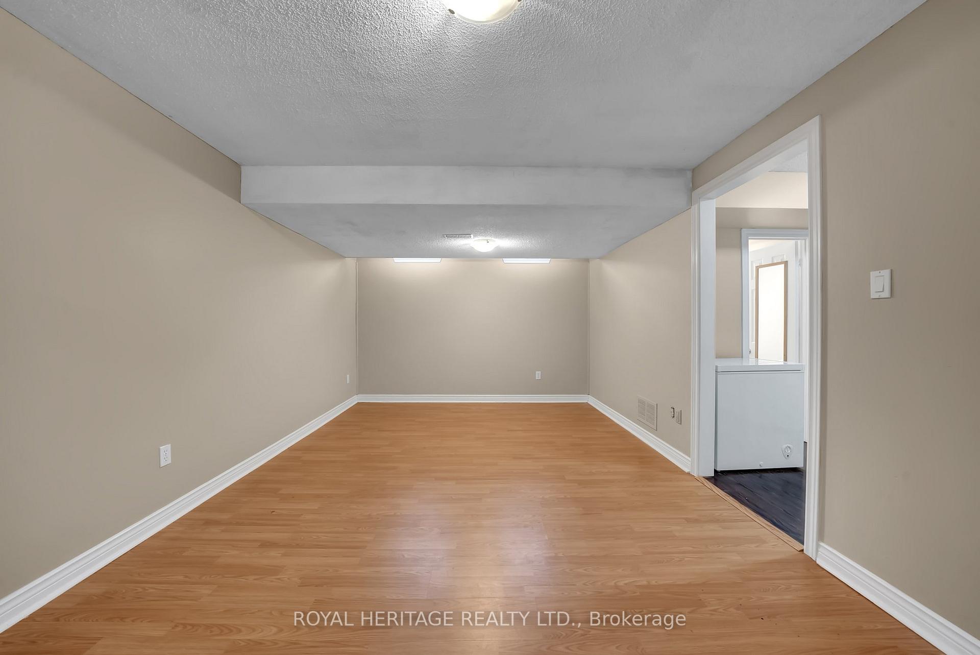 Photo 5 of 130 Brownstone Crescent, Clarington, Courtice — HOMEH