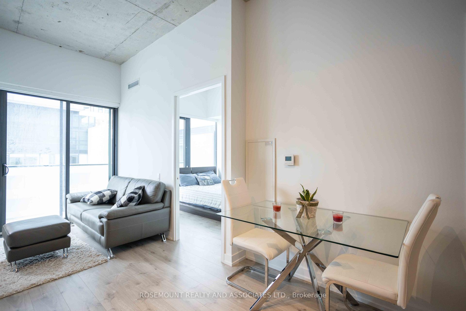 Photo 9 of Unit 712, 161 Roehampton Avenue, Toronto, Mount Pleasant West — HOMEH