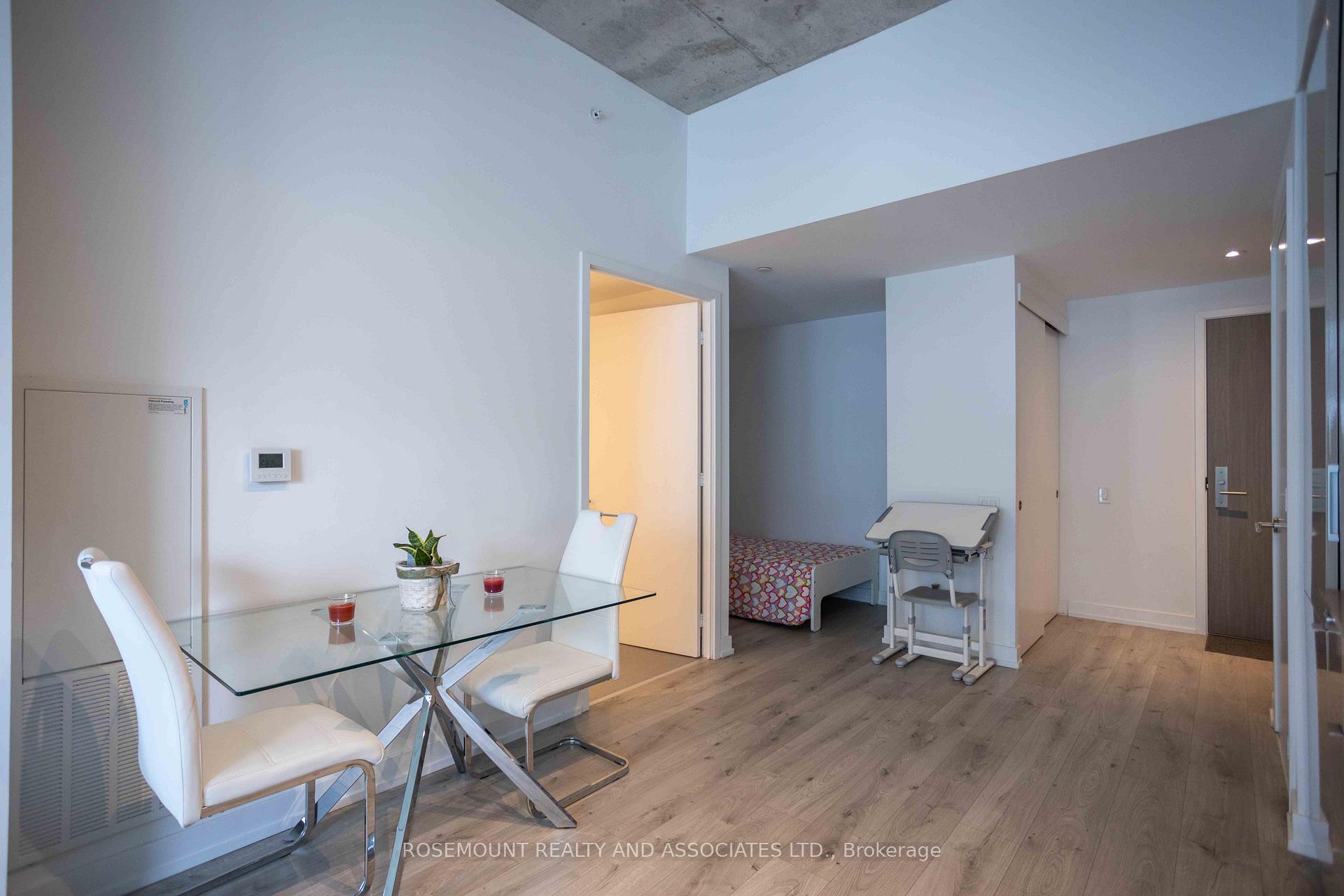 Photo 18 of Unit 712, 161 Roehampton Avenue, Toronto, Mount Pleasant West — HOMEH