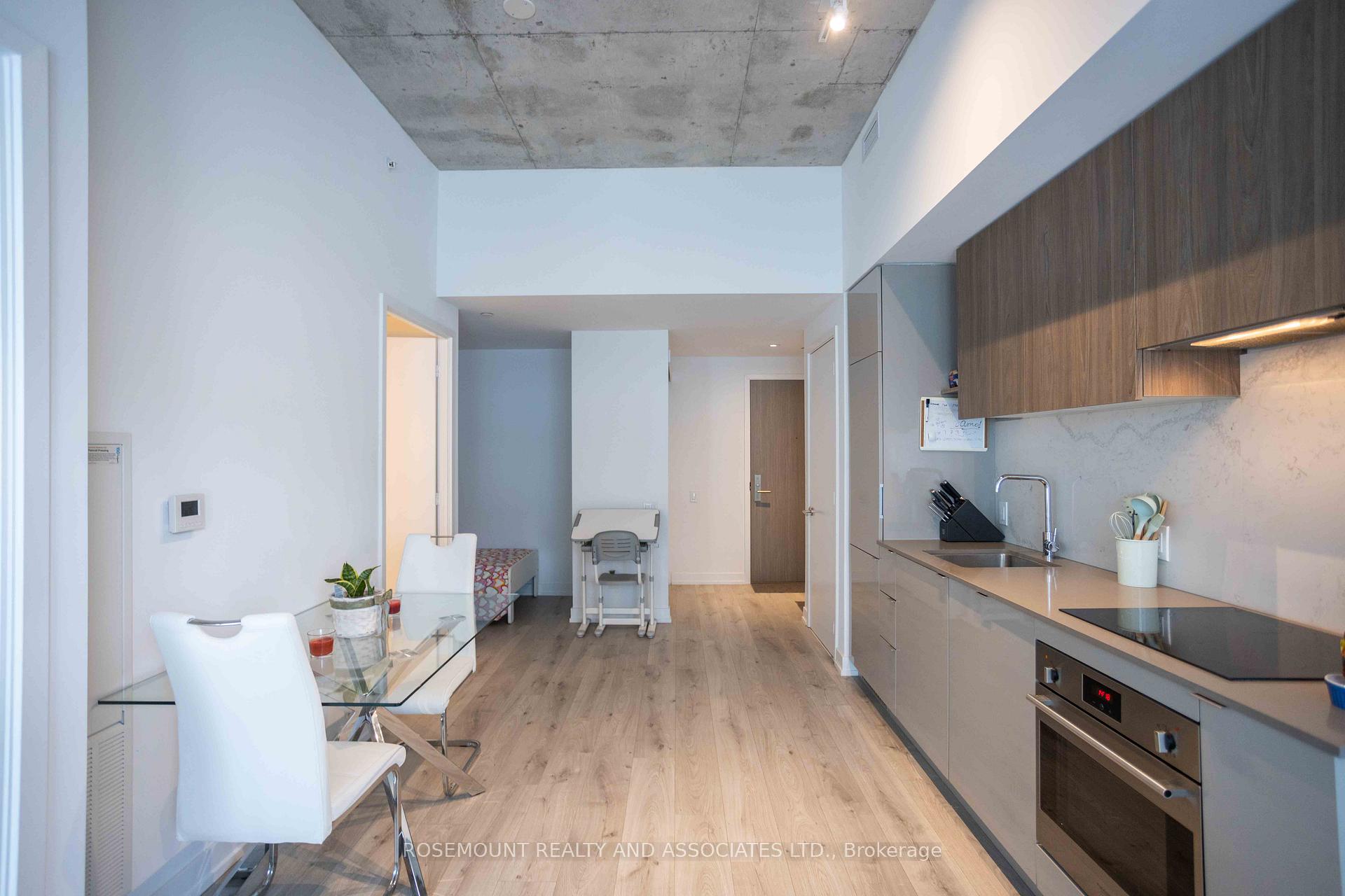 Photo 14 of Unit 712, 161 Roehampton Avenue, Toronto, Mount Pleasant West — HOMEH