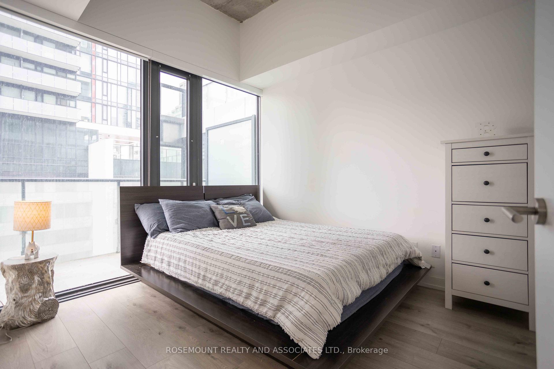 Photo 16 of Unit 712, 161 Roehampton Avenue, Toronto, Mount Pleasant West — HOMEH