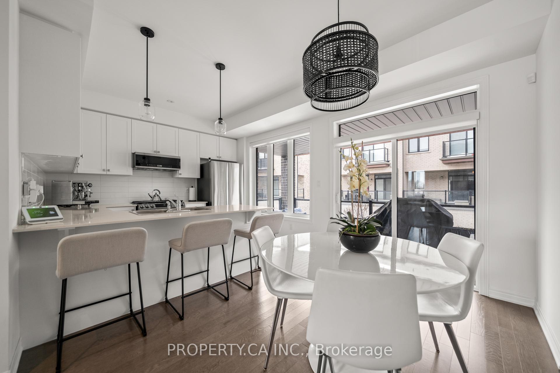 Photo 6 of 24 Dockside Way W, Whitby, Port Whitby — HOMEH