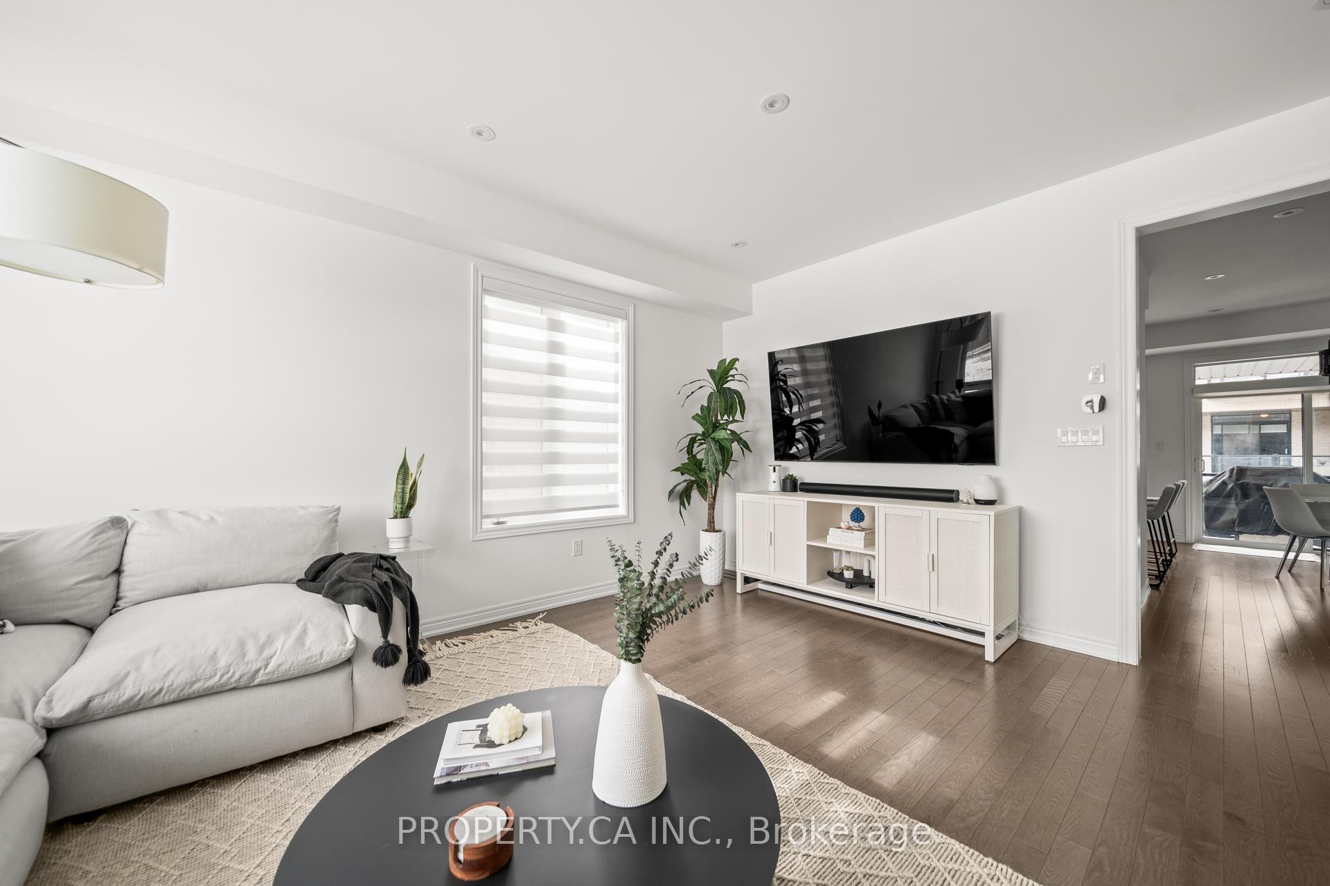 Photo 11 of 24 Dockside Way W, Whitby, Port Whitby — HOMEH