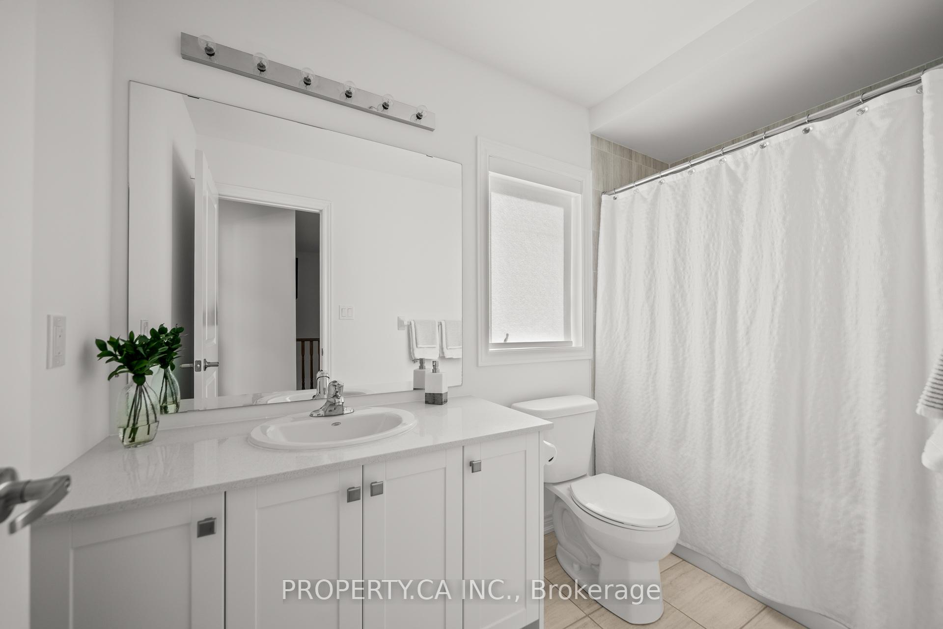 Photo 23 of 24 Dockside Way W, Whitby, Port Whitby — HOMEH