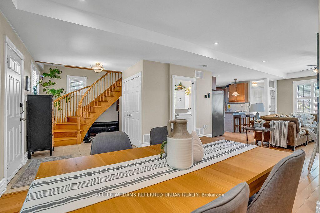 Photo 17 of 5 Donora Drive, Toronto, Crescent Town — HOMEH