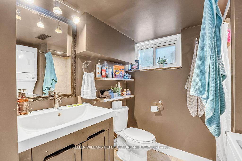 Photo 37 of 5 Donora Drive, Toronto, Crescent Town — HOMEH