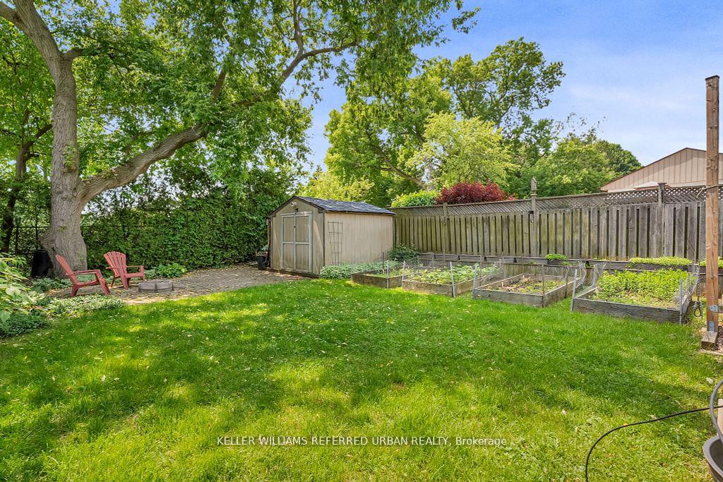 Photo 39 of 5 Donora Drive, Toronto, Crescent Town — HOMEH