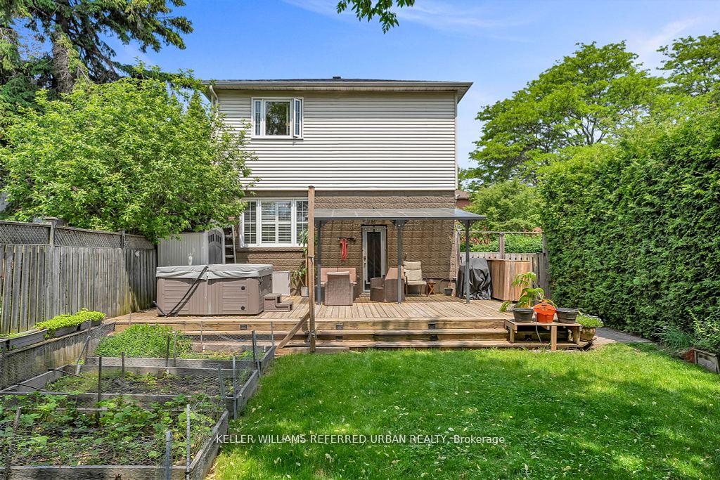 Photo 40 of 5 Donora Drive, Toronto, Crescent Town — HOMEH