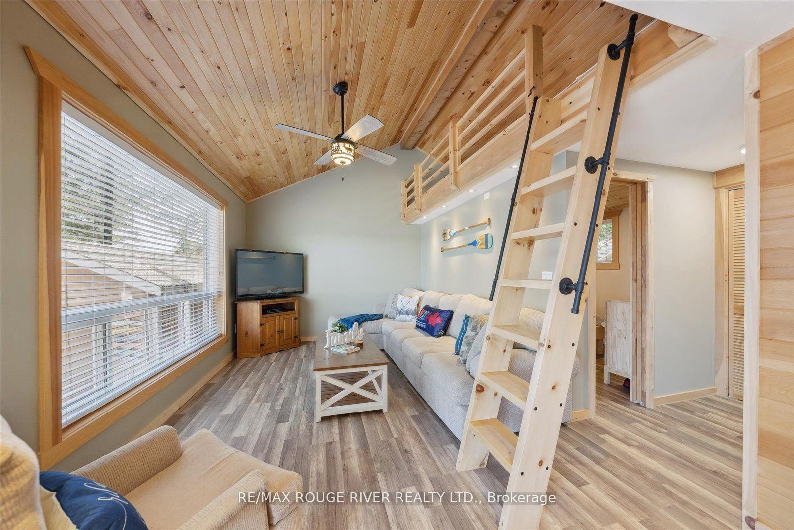 Photo 10 of 214B Centre Road, Hastings Highlands, McClure Ward — HOMEH