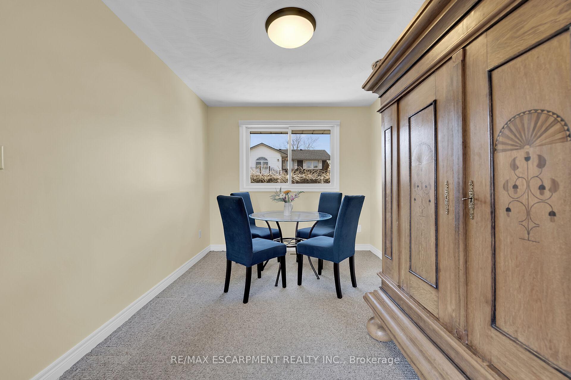 Photo 12 of 49 Laird Street, Haldimand — HOMEH