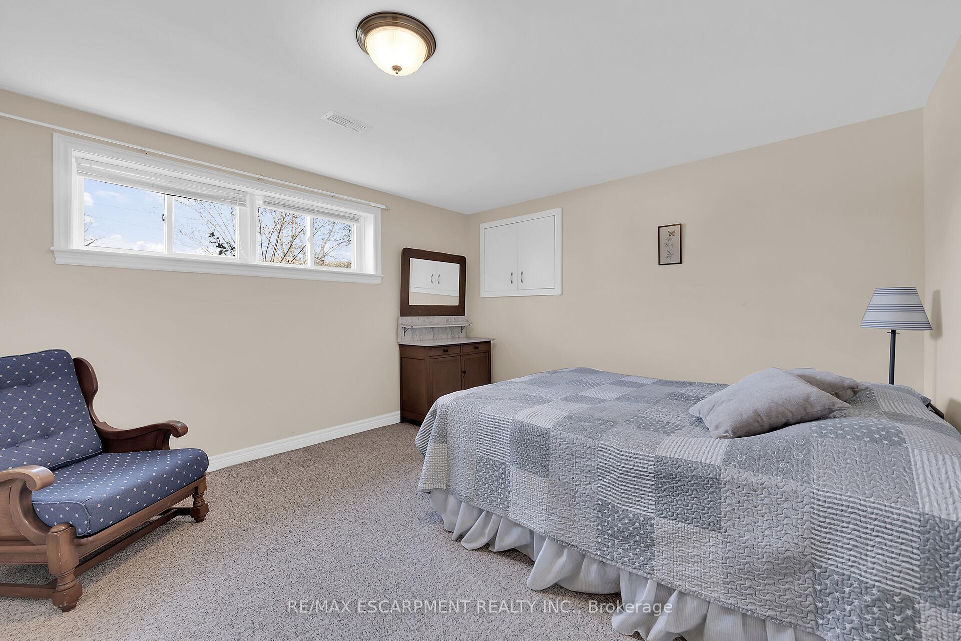 Photo 30 of 49 Laird Street, Haldimand — HOMEH