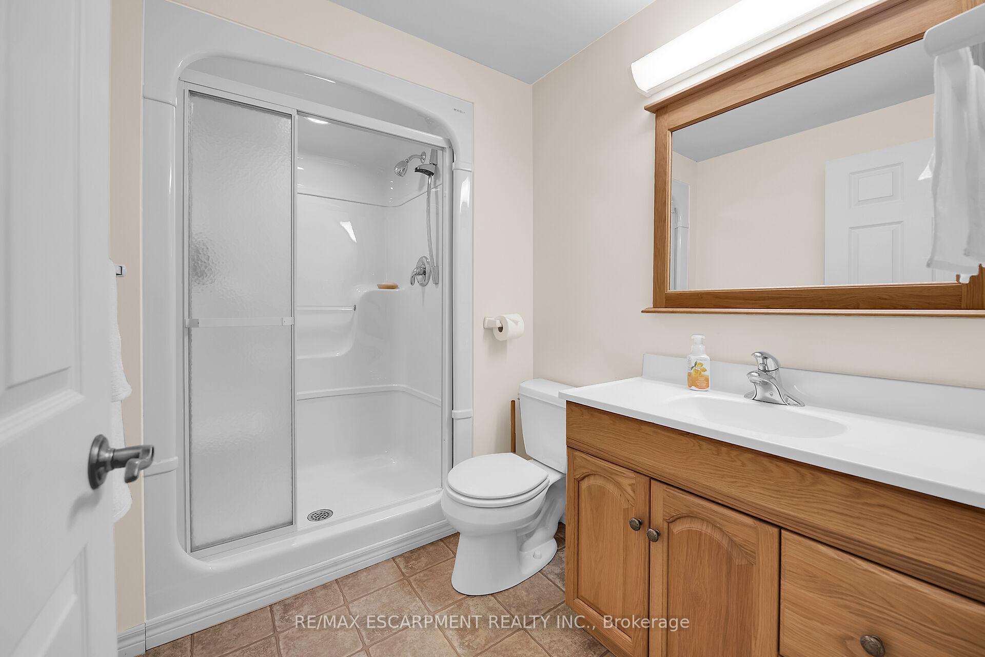 Photo 31 of 49 Laird Street, Haldimand — HOMEH