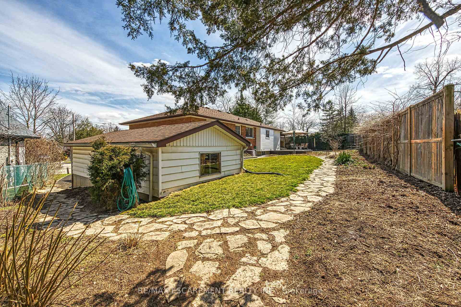 Photo 37 of 49 Laird Street, Haldimand — HOMEH