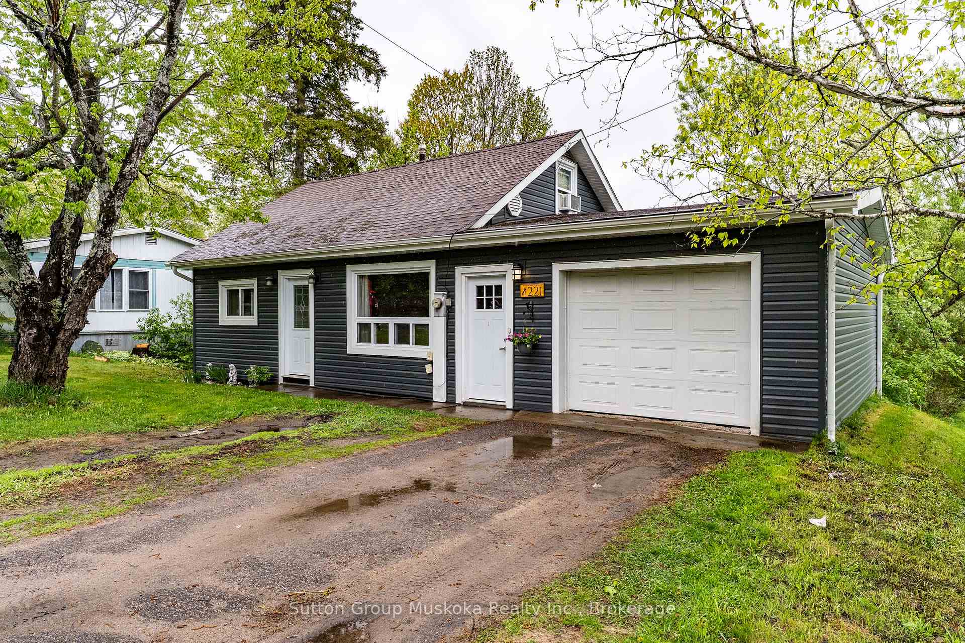 Photo 1 of 221 yonge Street S, Burk's Falls — HOMEH