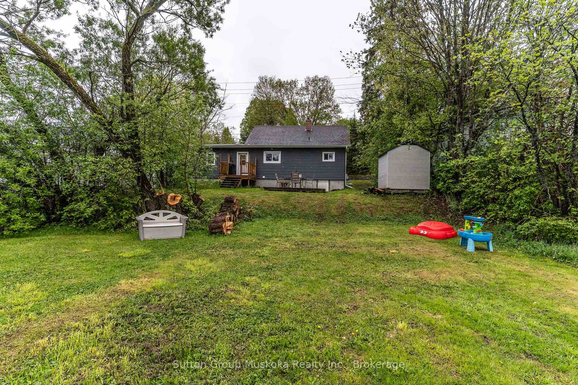 Photo 5 of 221 yonge Street S, Burk's Falls — HOMEH
